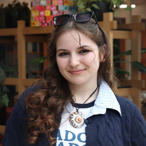 Ludovica studentessa alla THUAS Goingdutch collabora con The Hague University.